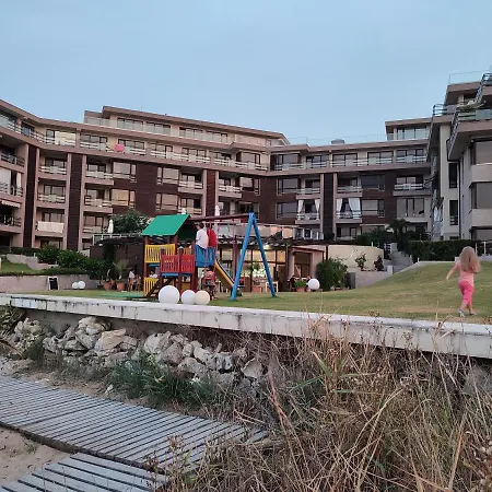 Sand Lilies Beach Apartament