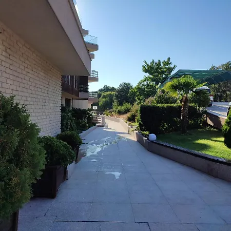 Sand Lilies Beach Apartament